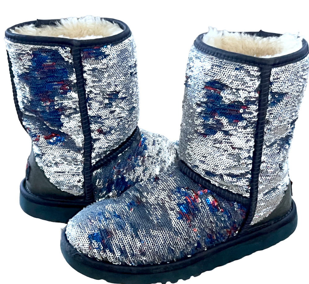 UGG AUSTRALIA WOMEN'S BOOTS 1002978 BLUE SILVER RED SEQUIN CLASSIC SHORT BOOTS 5
